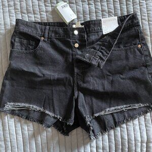 Black Jean Shorts, Never Worn with Tag on